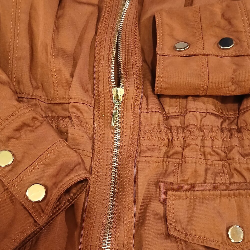 WHITE HOUSE BLACK MARKET Burgundy Utility Jacket Size 4 EUC - Picture 10 of 16